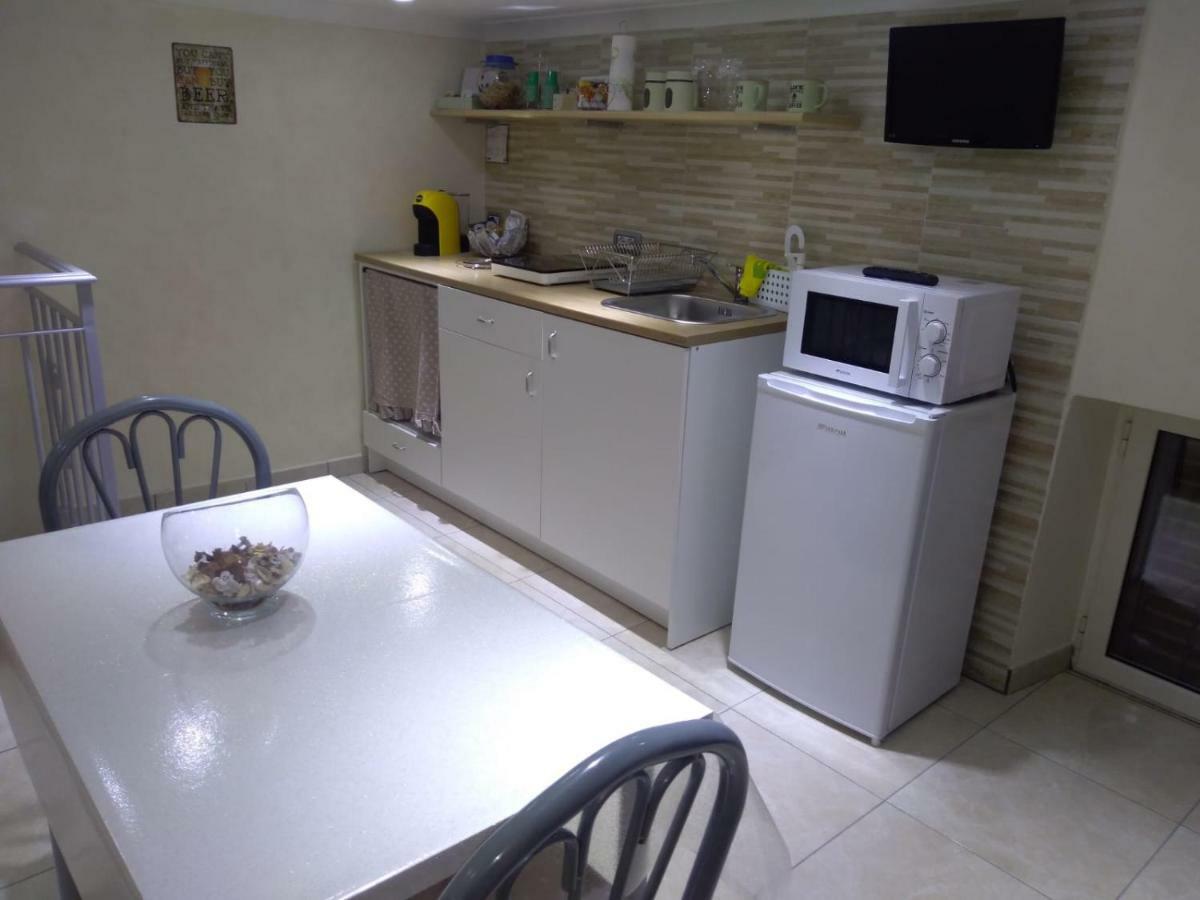 La Mansardina Apartment เนเปิลส์ ภายนอก รูปภาพ